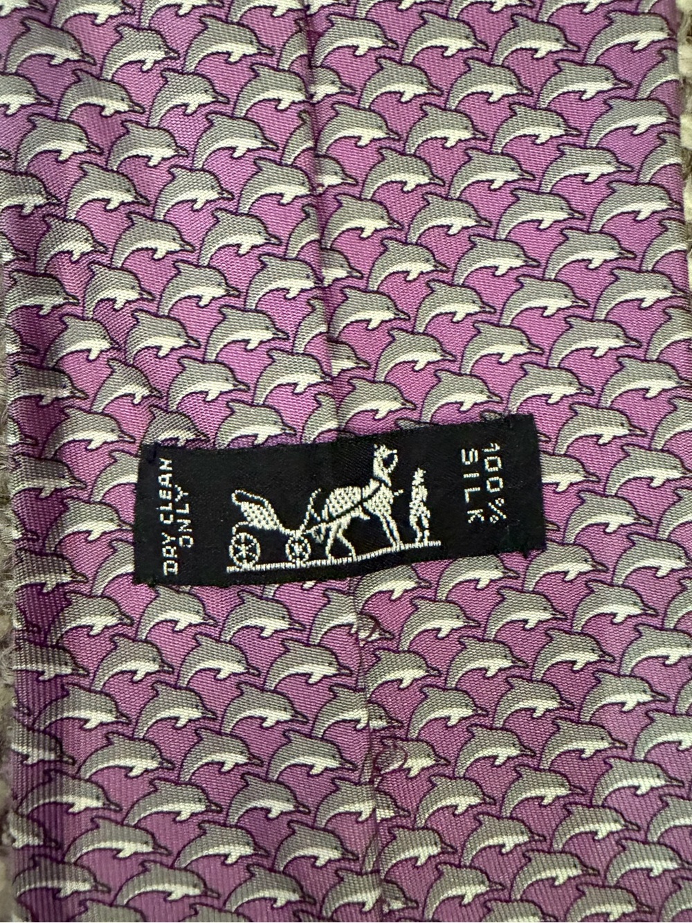 Hermès Dolphin Print Lavender Silk Tie - EUC - Picture 4 of 6